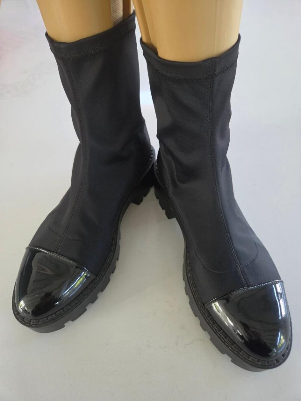 Zara Black Stretch Ankle Bootie with Patent Toe Cap  9/Eur 39 - Picture 5 of 14